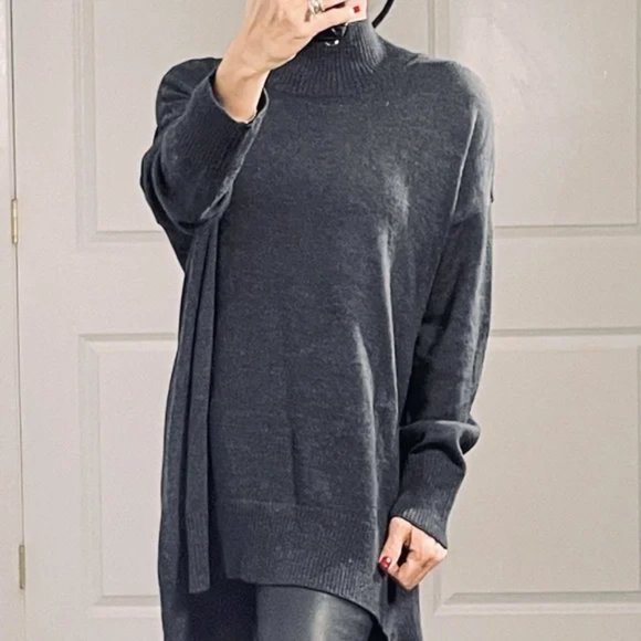 New Eileen Fisher 100% extra fine merino wool boxy oversized